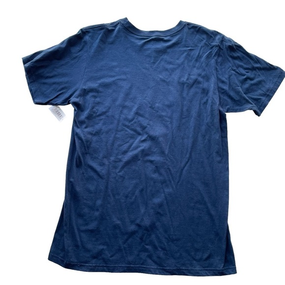 Adidas NBA Basketball Cleveland Cavs T-Shirt 2016 Champions Blue Size Medium NWT - Picture 3 of 5